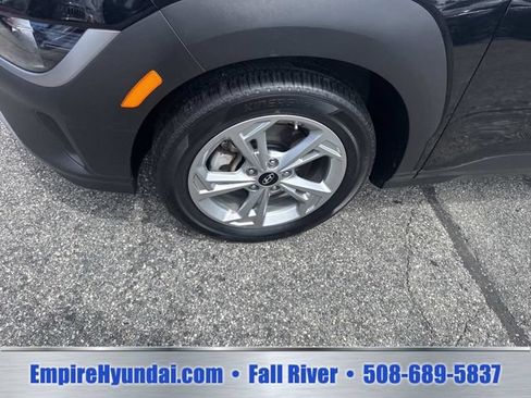 Used 2023 Hyundai Kona SEL AWD/4WD image 12