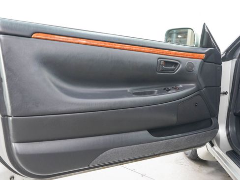 Used 2002 Toyota Solara SE FWD image 13