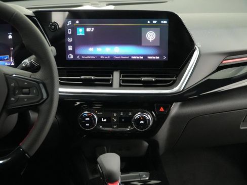 New 2026 Chevrolet Trax RS w/ Sunroof Package image 24