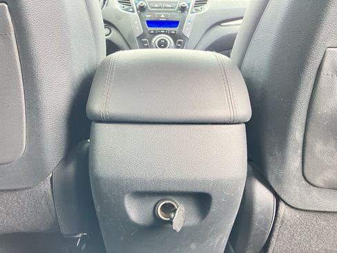 Used 2013 Hyundai Santa Fe Sport 2.0T AWD/4WD image 36