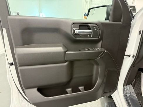 New 2026 GMC Sierra 1500 Pro w/ Graphite Edition AWD/4WD image 13