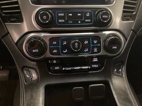 Used 2019 Chevrolet Tahoe LT AWD/4WD image 26