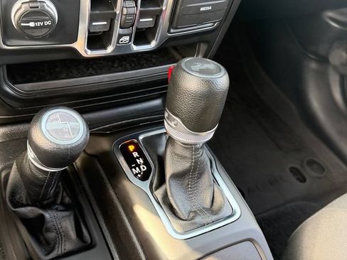 Used 2023 Jeep Wrangler Unlimited Sport w/ Sun And Sound Package AWD/4WD image 20