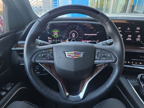 Used 2024 Cadillac Escalade Premium Luxury w/ Performance Package image 17