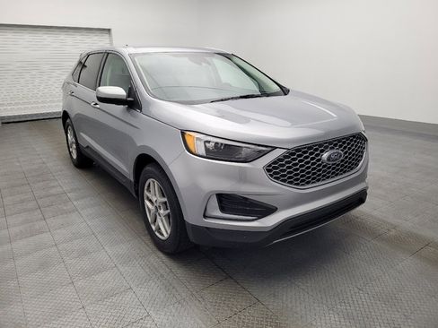 Used 2024 Ford Edge SEL image 13