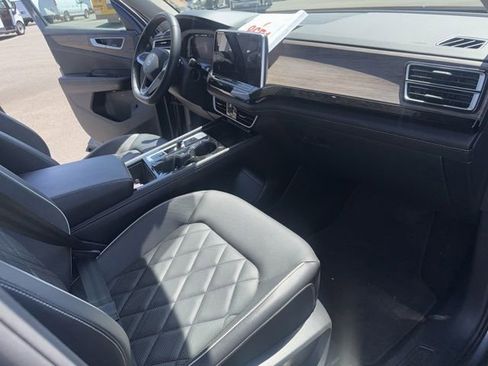 Used 2024 Volkswagen Atlas SEL Premium R-Line AWD/4WD image 16