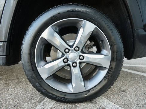 Used 2021 Jeep Grand Cherokee L Limited w/ Luxury Tech Group II image 37