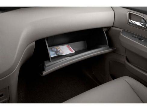 Used 2015 Honda Odyssey Touring Elite image 16