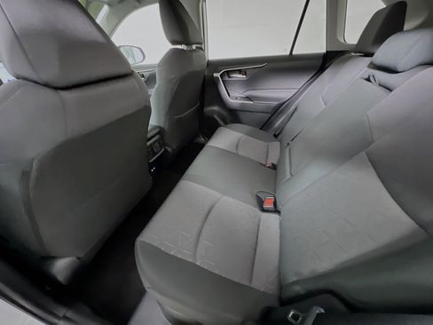 Used 2025 Toyota RAV4 XLE image 29