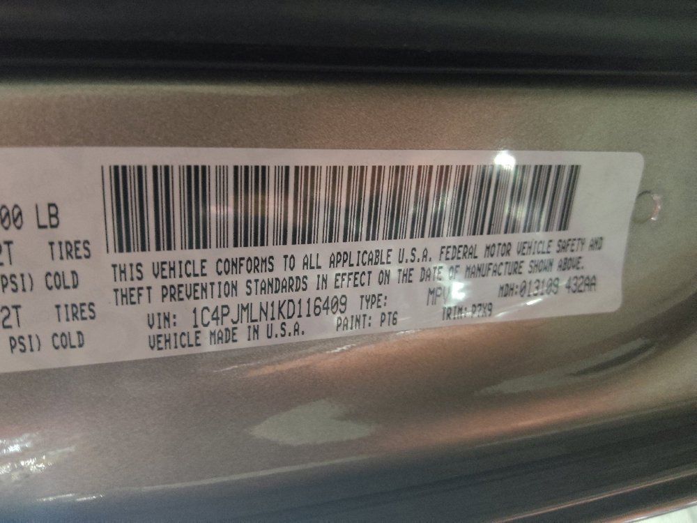 Used 2019 Jeep Cherokee Latitude Plus AWD/4WD image 33