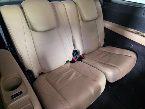 Certified 2024 Mercedes-Benz GLS 450 4MATIC image 29