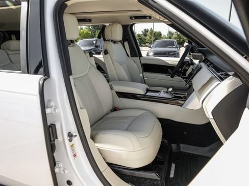 New 2026 Land Rover Range Rover Long Wheelbase SE AWD/4WD image 43