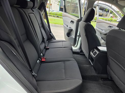 Used 2023 Nissan Rogue S FWD image 18