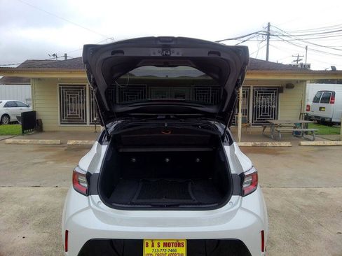 Used 2022 Toyota Corolla Hatchback image 18