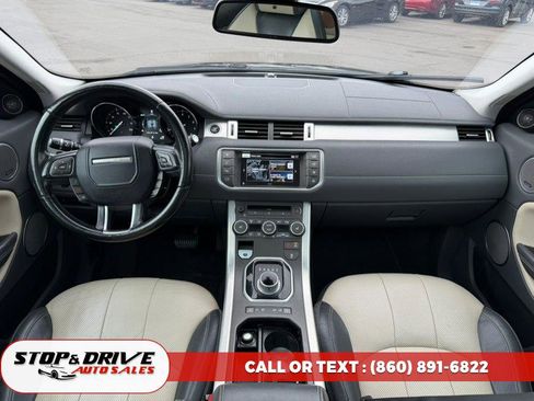 Used 2016 Land Rover Range Rover Evoque SE AWD/4WD image 10