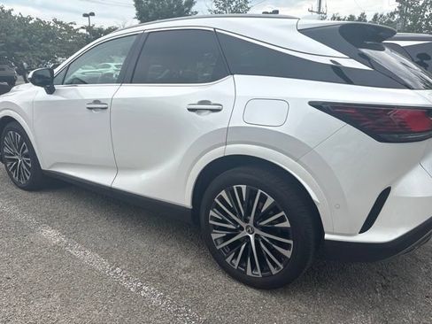 Used 2025 Lexus RX 350 Premium Plus w/ Convenience Package FWD image 3