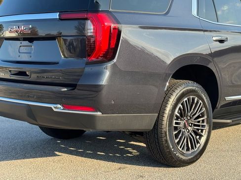 New 2026 GMC Yukon Elevation image 15