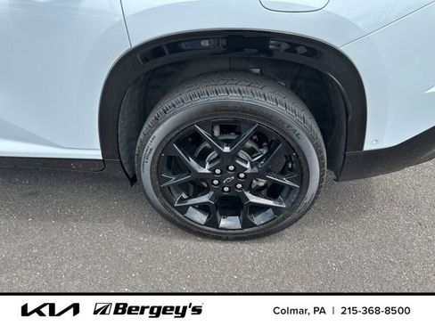 Used 2026 Chevrolet Traverse RS AWD/4WD image 11
