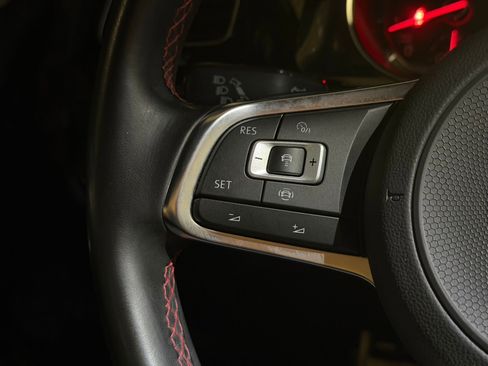 Used 2021 Volkswagen GTI Autobahn image 15