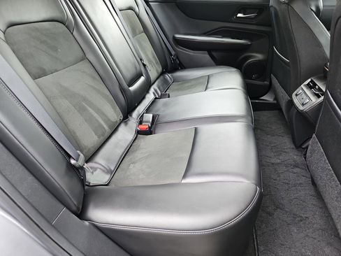 Used 2023 Nissan Ariya Engage image 18