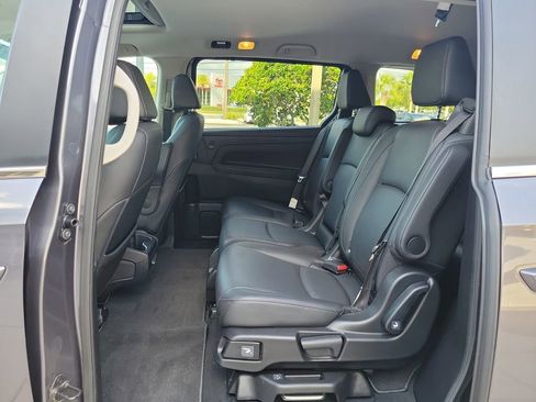 Certified 2025 Honda Odyssey EX-L image 13