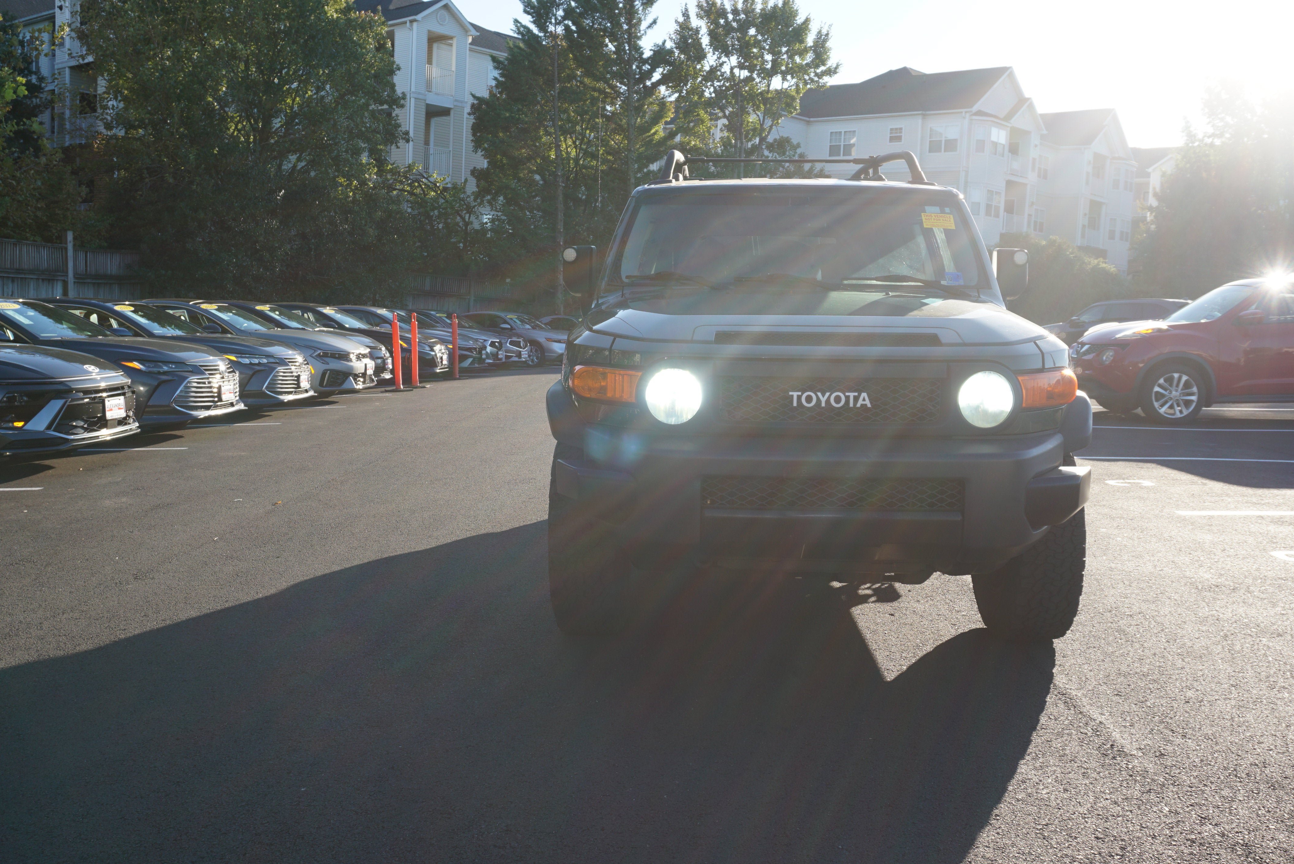 Used 2011 Toyota FJ Cruiser 4WD w/ Trail Teams Special Edition image 2