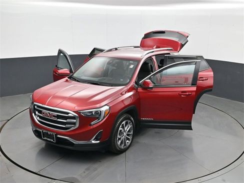 Certified 2020 GMC Terrain SLT w/ Preferred Package image 30