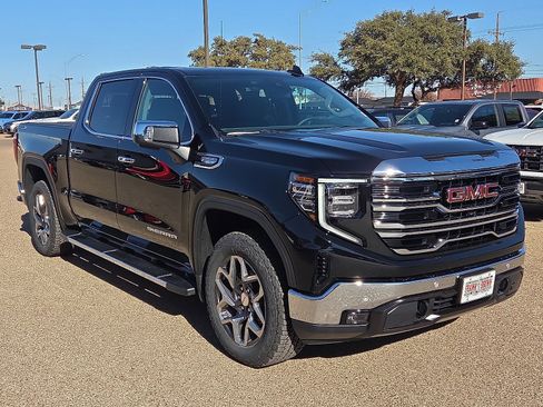 New 2026 GMC Sierra 1500 SLT image 5