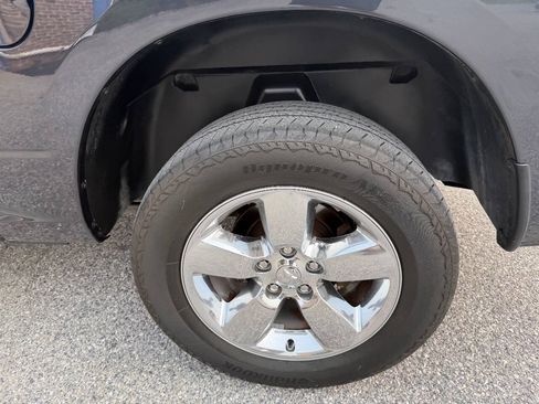 Used 2018 RAM 1500 Big Horn AWD/4WD image 31