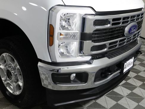Used 2025 Ford F250 XLT w/ FX4 Off-Road Package AWD/4WD image 36