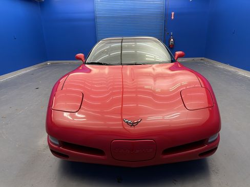 Used 1997 Chevrolet Corvette Coupe image 3