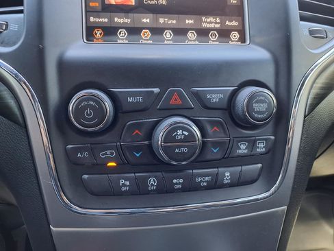 Used 2021 Jeep Grand Cherokee Laredo RWD image 24