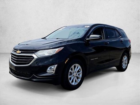 Certified 2019 Chevrolet Equinox LS FWD image 4