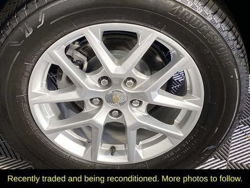 Used 2024 Chevrolet Equinox LS w/ Driver Confidence II Package AWD/4WD image 27