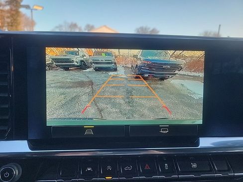 Certified 2025 Chevrolet Silverado 1500 LT image 16