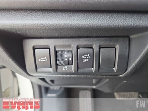 Used 2022 Subaru Outback Touring AWD/4WD image 15