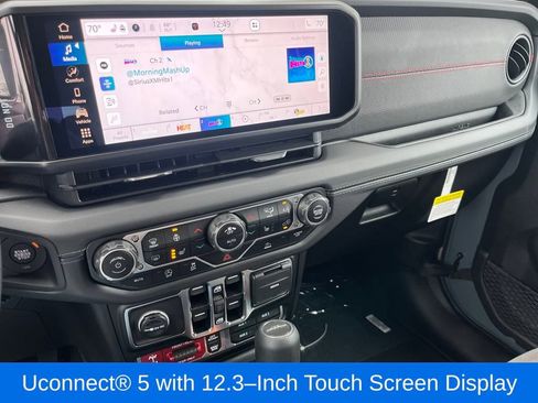 New 2025 Jeep Gladiator Rubicon w/ Convenience Group image 13