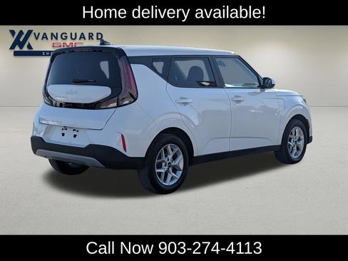 Used 2025 Kia Soul LX w/ LX Technology Package FWD image 8