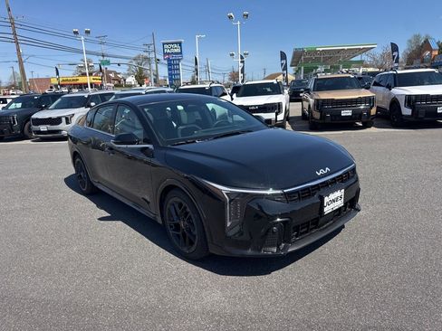 New 2026 Kia K4 GT-Line Turbo FWD image 2