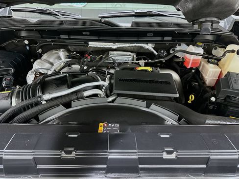 Used 2022 GMC Sierra 2500 AT4 w/ AT4 Preferred Package AWD/4WD image 30