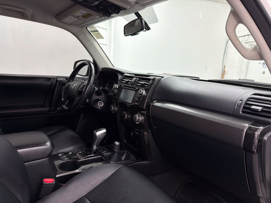 Used 2016 Toyota 4Runner TRD Pro AWD/4WD image 33