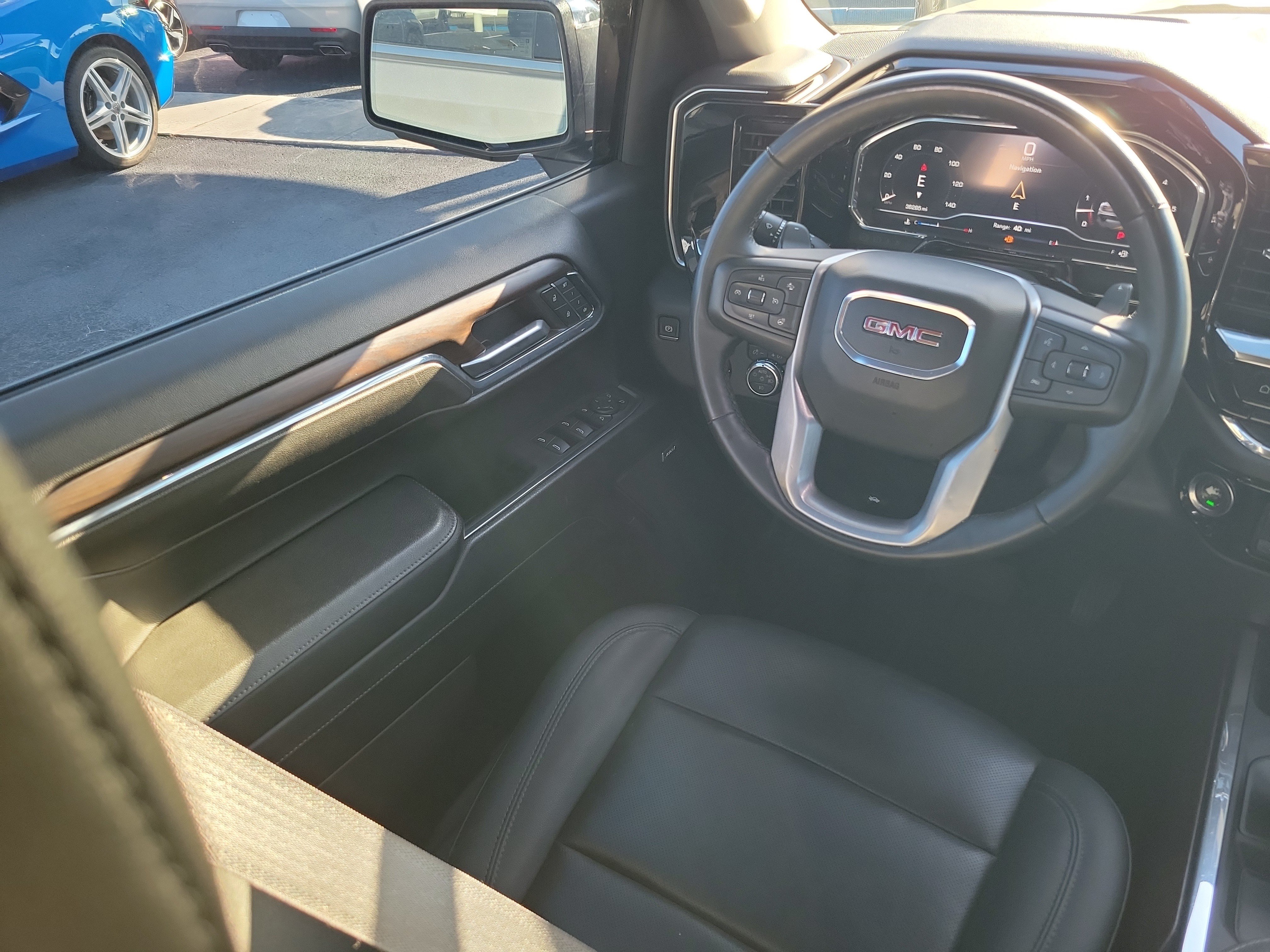 Used 2024 GMC Sierra 1500 SLT w/ SLT Premium Plus Package AWD/4WD image 15