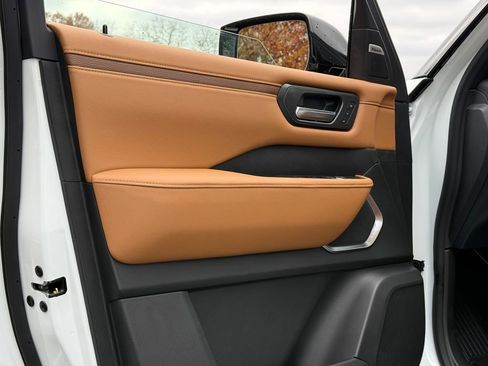 New 2026 Nissan Armada Platinum Reserve image 23