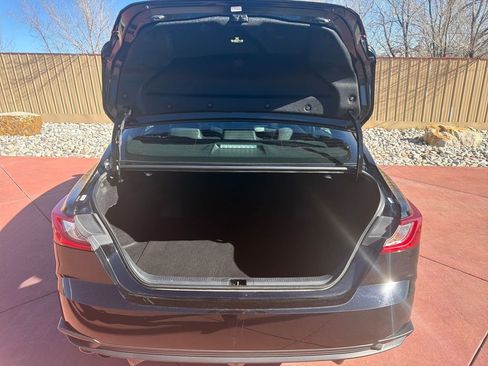 Used 2025 Toyota Camry SE image 23