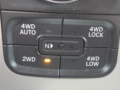 Used 2017 RAM 1500 Big Horn image 5