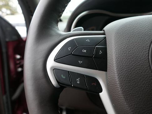 Used 2019 Jeep Grand Cherokee Summit w/ Platinum Series Group AWD/4WD image 16