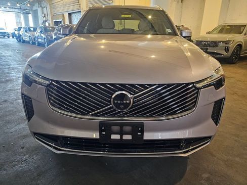Certified 2026 Volvo XC90 B6 Plus w/ Protection Package Premier AWD/4WD image 6