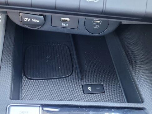 New 2025 Hyundai Elantra SEL image 19