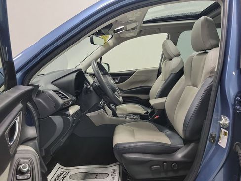 Used 2023 Subaru Forester Limited AWD/4WD image 3
