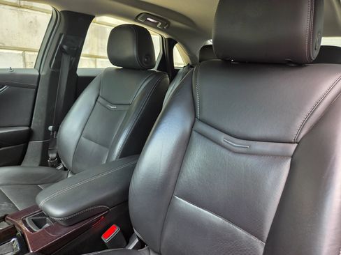 Used 2017 Cadillac XTS Luxury AWD/4WD image 2